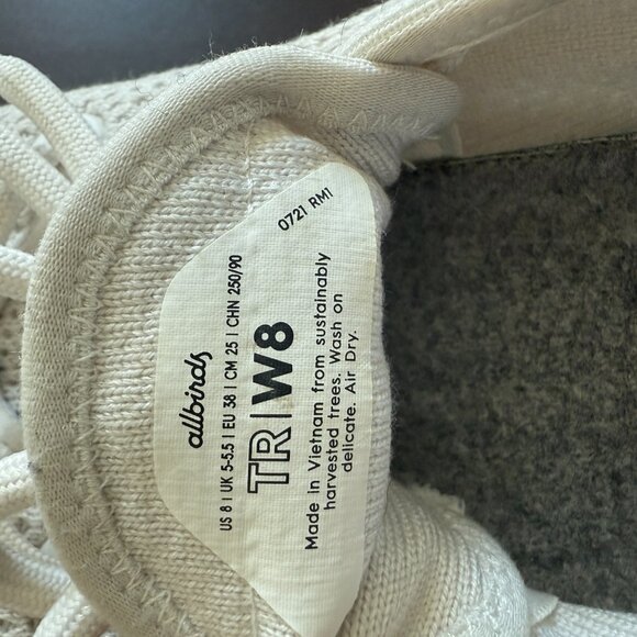 Allbirds Women’s Tree Runners Sneakers – White – Size 8 - Picture 3 of 5